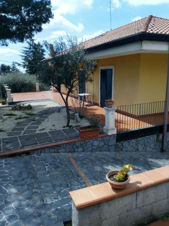 B&B Delia Трекастаньи Экстерьер фото